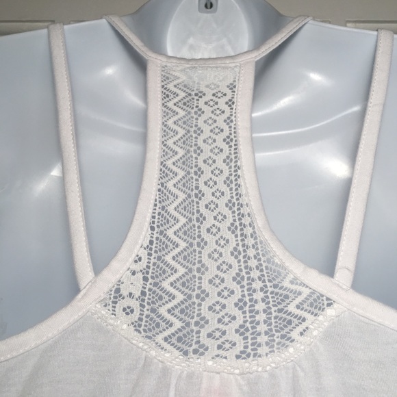 NO BOUNDARIES TANK TOP - Picture 6 of 7